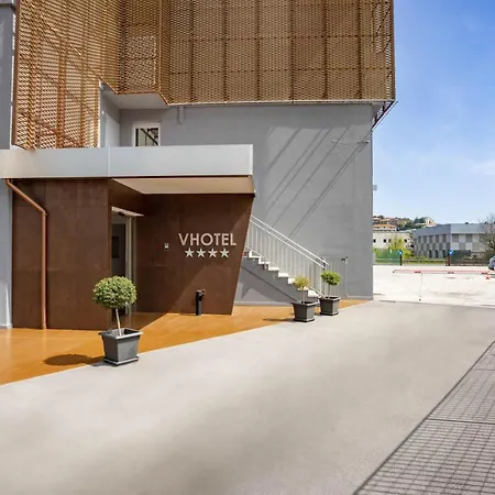 Hotel V 4*