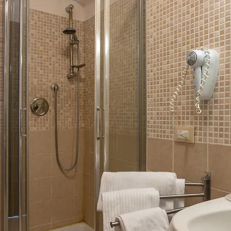 V Hotel Ancona