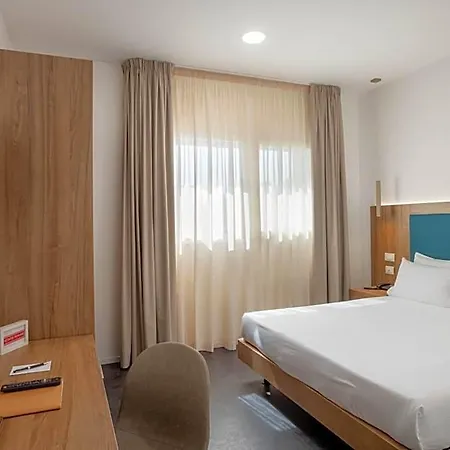 V Hotel Ancona