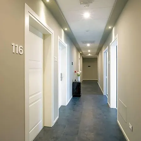 V Hotel Ancona