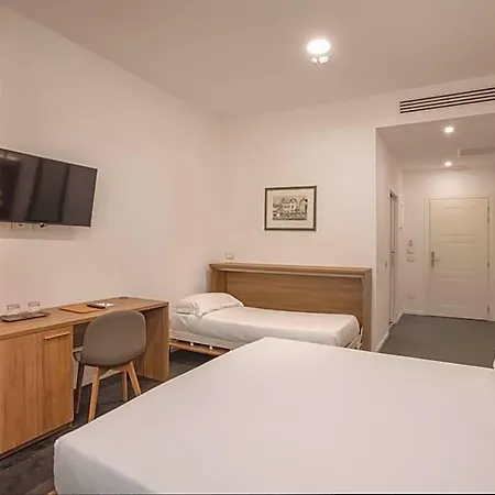 V Hotel Ancona